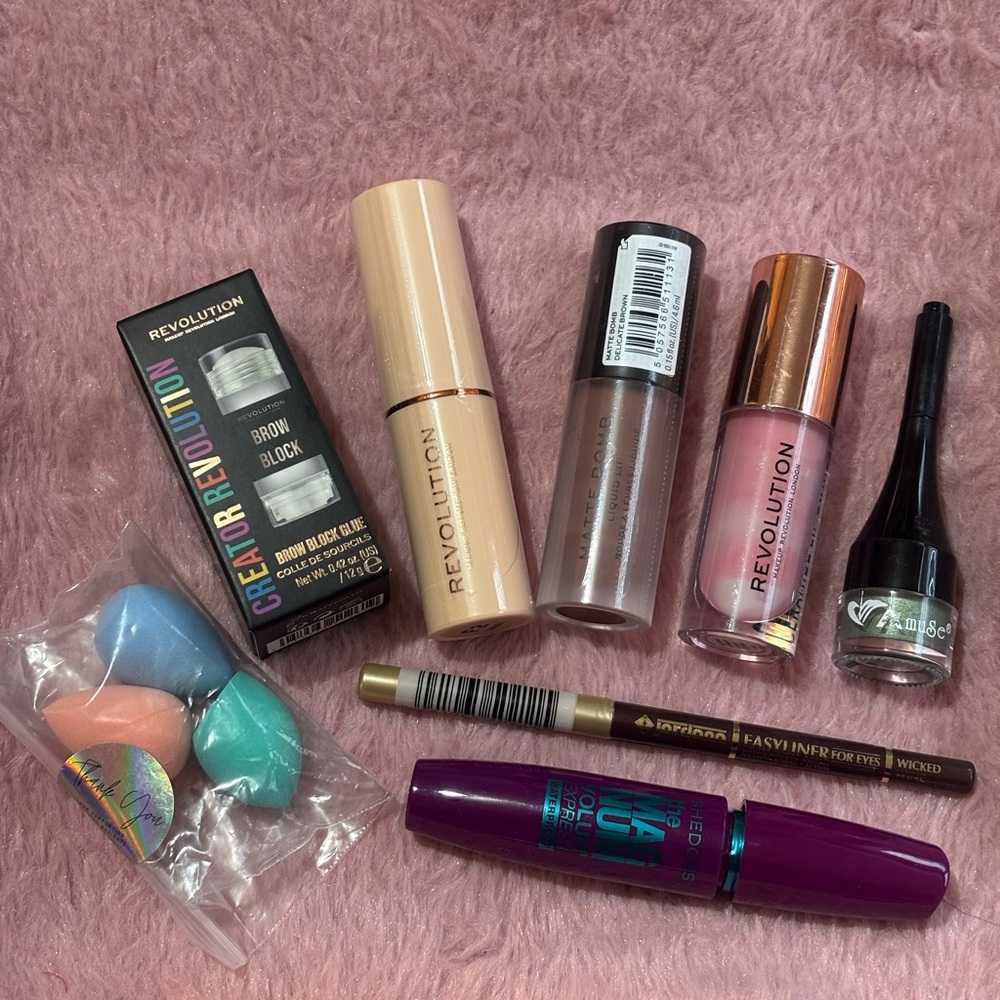 Revolution Etc Makeup Bundle